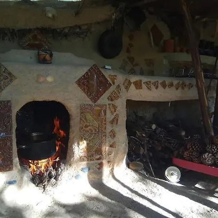 Horská chata Hobbitar, Casa Hobbit *
